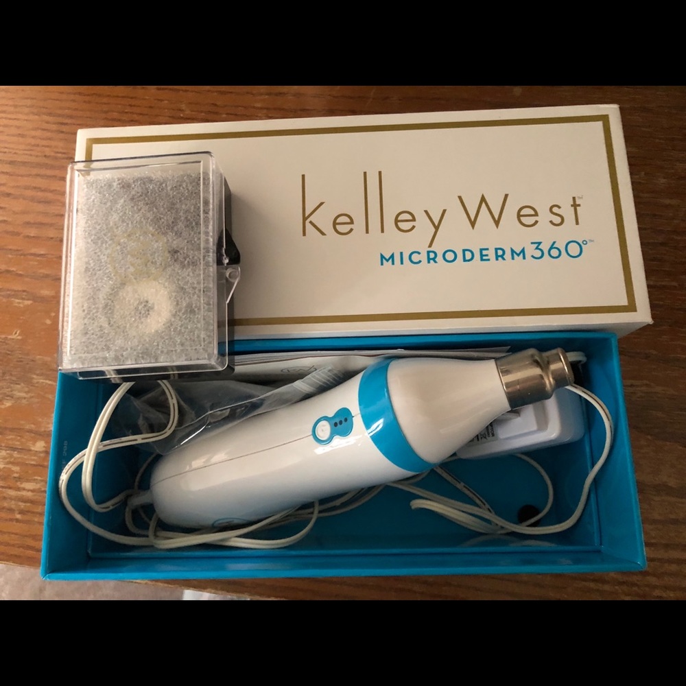 Kelley west Microdermabrasion 360